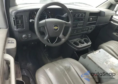 2017 Chevrolet Express G2500 from USA, damaged, VIN 1GCWGAFF1H1271601